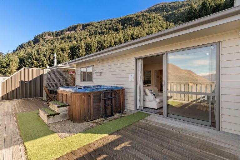 Photo of property in 58a Dart Place, Fernhill, Queenstown, 9300