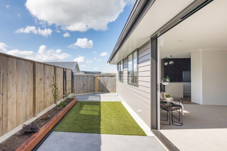 Photo of property in 110 Roberts Line, Kelvin Grove, Palmerston North, 4414