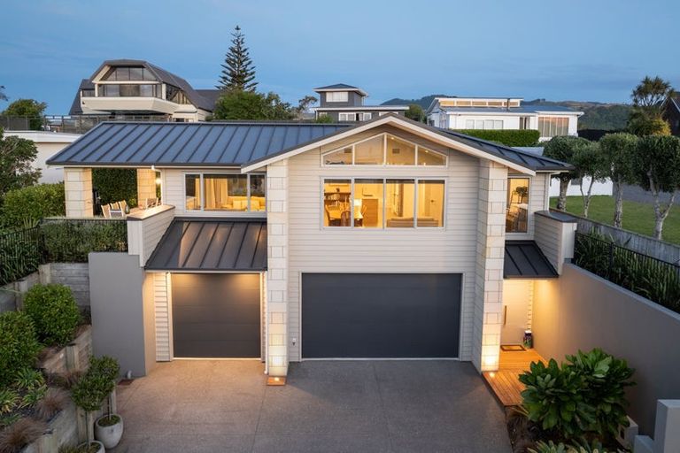 Photo of property in 118 Rosetta Road, Raumati South, Paraparaumu, 5032