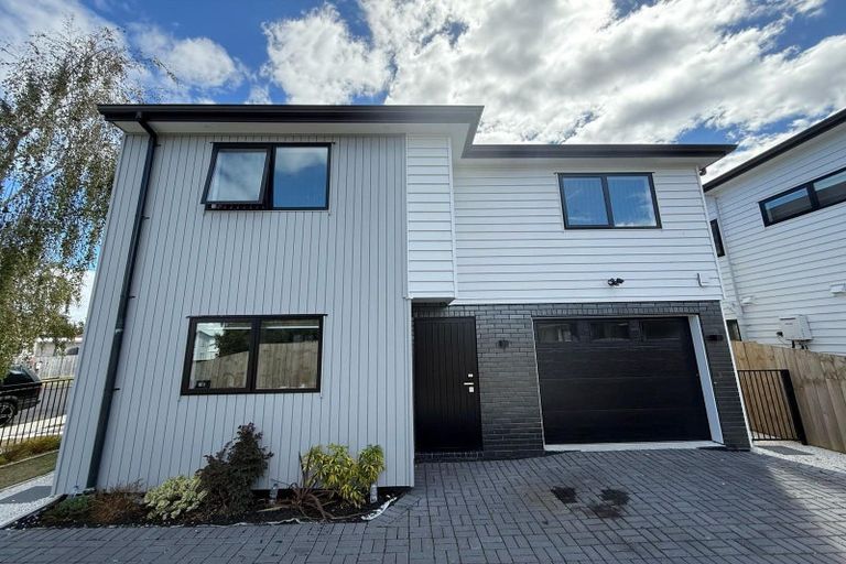 Photo of property in 9b Bernard Street, Papatoetoe, Auckland, 2025