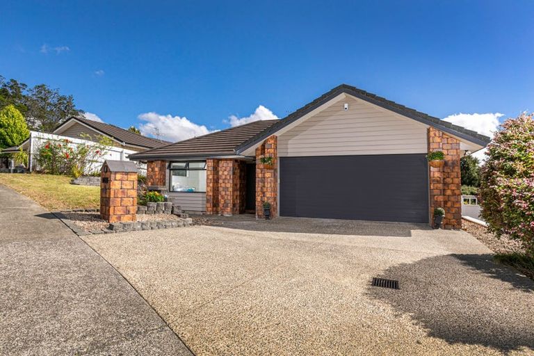 Photo of property in 4 Clapton Place, Henderson, Auckland, 0612