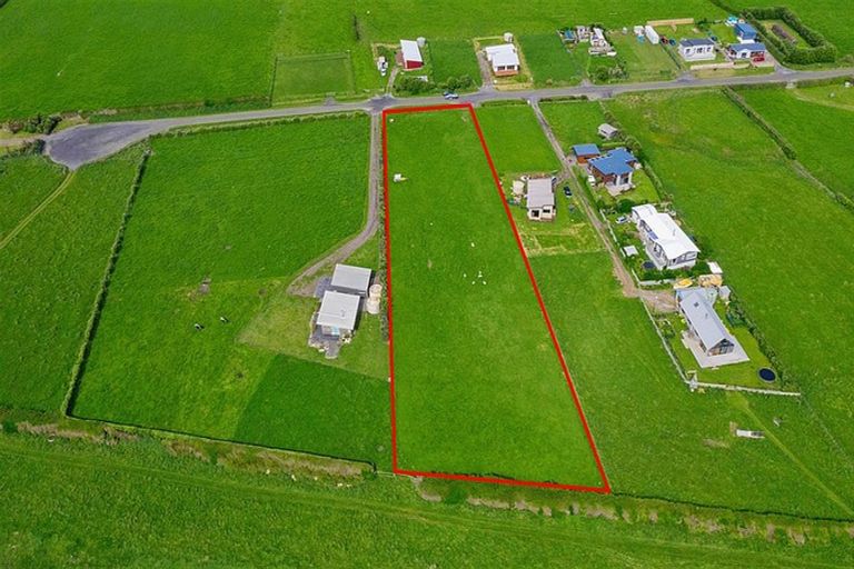 Photo of property in 59 Anglers Avenue, Warea, New Plymouth, 4381