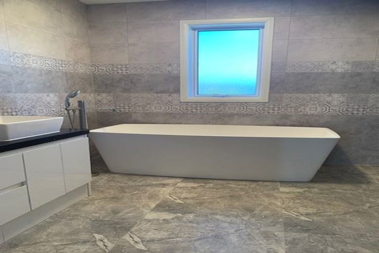 Photo of property in 74 Kahawairahi Drive, Beachlands, Auckland, 2018