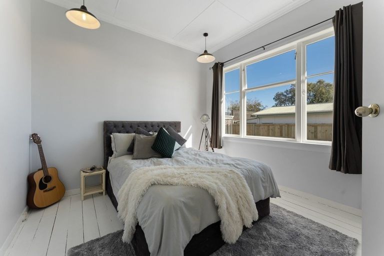 Photo of property in 32 Brookes Street, Inglewood, 4330