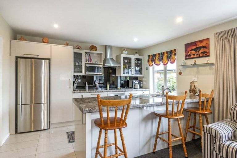 Photo of property in 45a Shortland Street, Wainoni, Christchurch, 8061