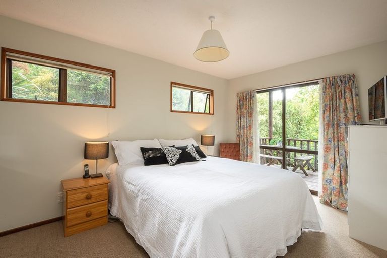 Photo of property in 17 Nehru Place, Cashmere, Christchurch, 8022