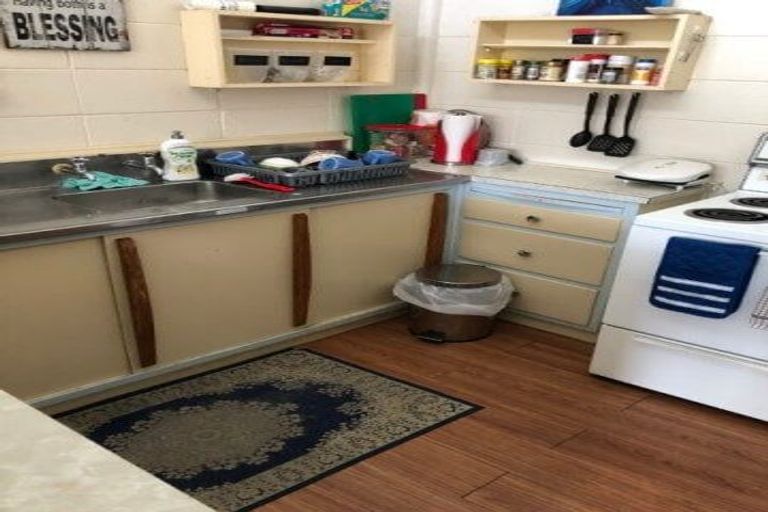 Photo of property in 1325 Hinemoa Street, Rotorua, 3010