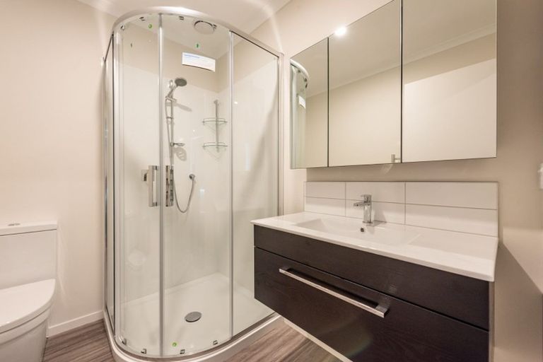 Photo of property in 50 Pateke Drive, Kenepuru, Porirua, 5022