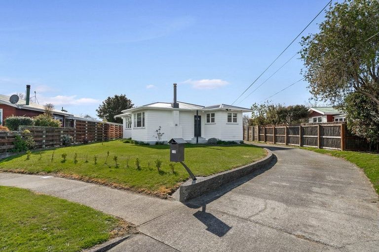 Photo of property in 10 Fergusson Street, Solway, Masterton, 5810
