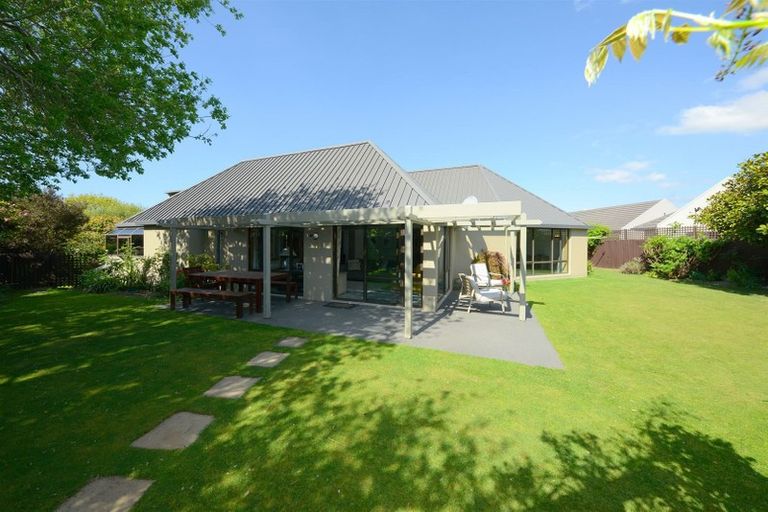 Photo of property in 33 O'connor Place, Burnside, Christchurch, 8053