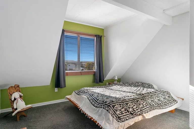 Photo of property in 11 Ward Place, Richmond Heights, Taupo, 3330