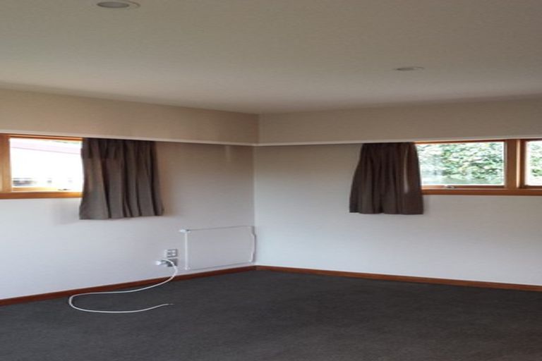 Photo of property in 15 Rochford Place, Bryndwr, Christchurch, 8052