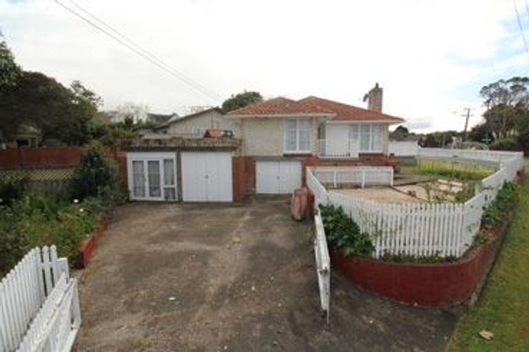 Photo of property in 27 Claude Road, Hillpark, Auckland, 2102