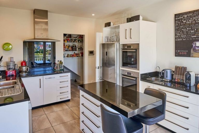 Photo of property in 53 Box Hill, Khandallah, Wellington, 6035