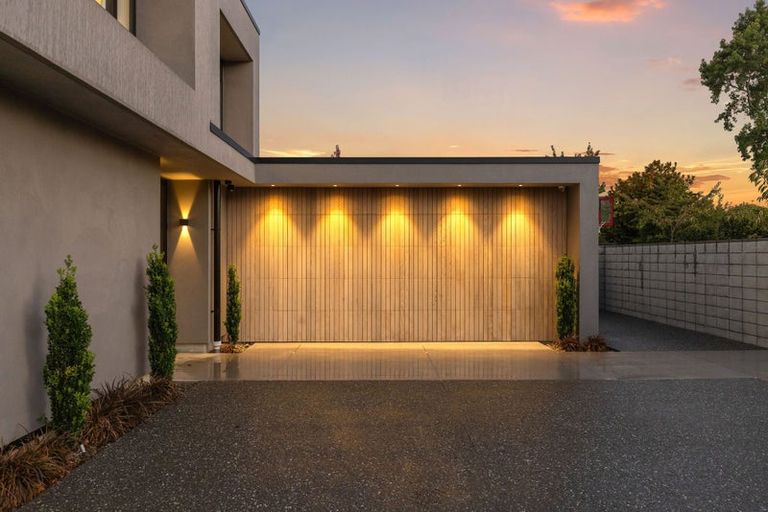 Photo of property in 114a Paparoa Street, Papanui, Christchurch, 8053