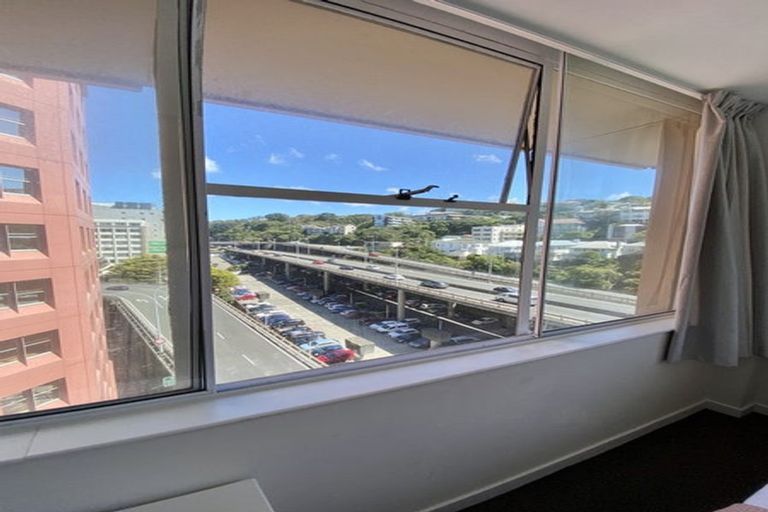 Photo of property in Terrace Tower Apartments, 7e/126 The Terrace, Wellington Central, Wellington, 6011