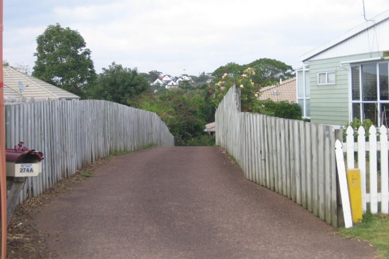 Photo of property in 3/274 Wairau Road, Glenfield, Auckland, 0627