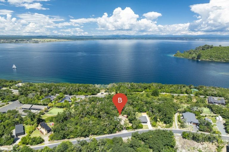 Photo of property in 16 Parawera Drive, Acacia Bay, Taupo, 3330