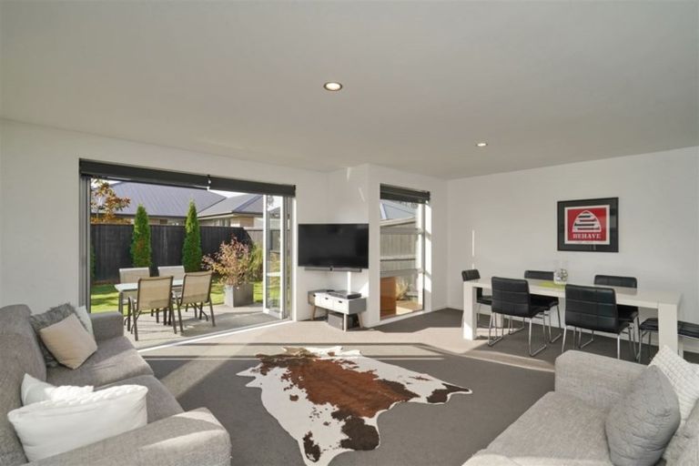 Photo of property in 4/20 Old Red Barn Road, Halswell, Christchurch, 8025