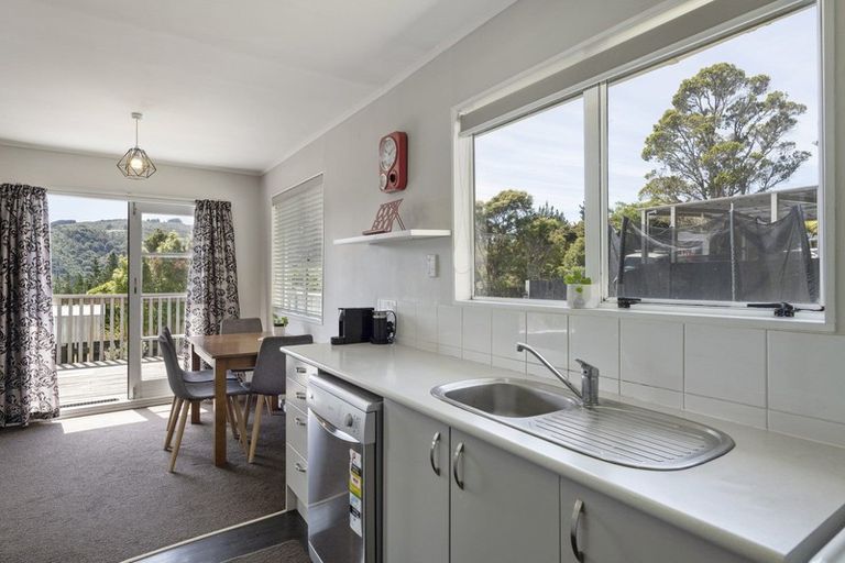 Photo of property in 36 Kingsley Street, Stokes Valley, Lower Hutt, 5019