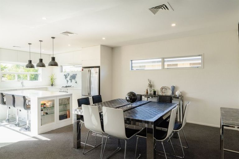 Photo of property in 45 Westpark Drive, Burnside, Christchurch, 8053