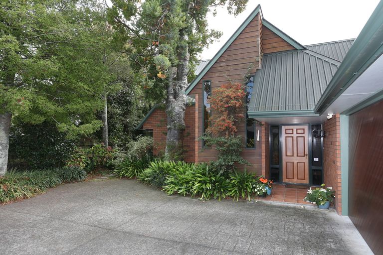 Photo of property in 41 Ihaka Street, Hokowhitu, Palmerston North, 4410