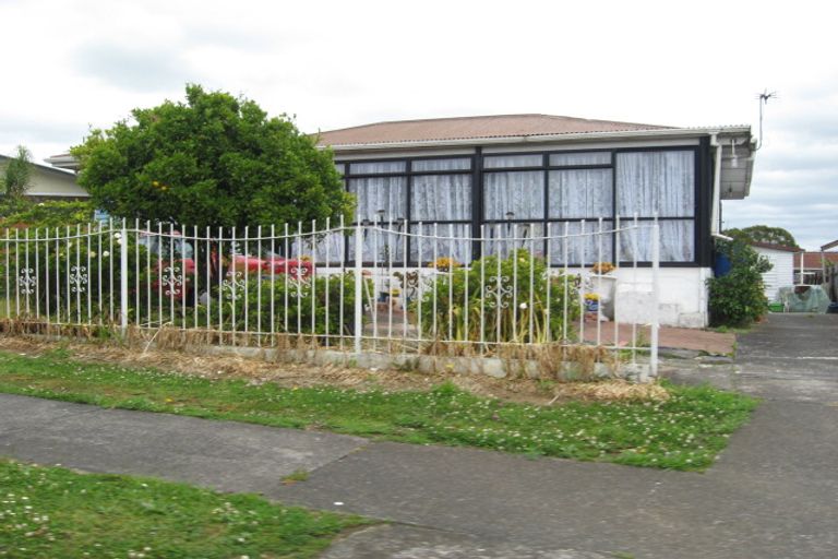 Photo of property in 48 Cape Road, Mangere, Auckland, 2022