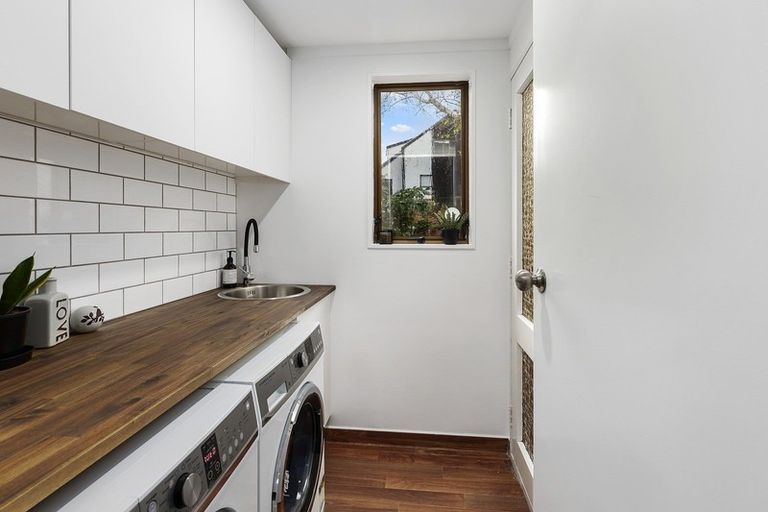 Photo of property in 4 Malda Grove, Khandallah, Wellington, 6035