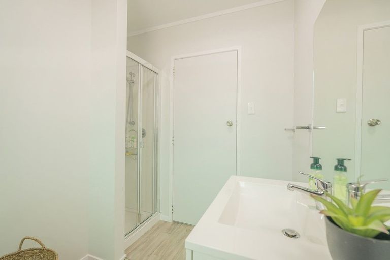 Photo of property in 11 White Street, Whitianga, 3510