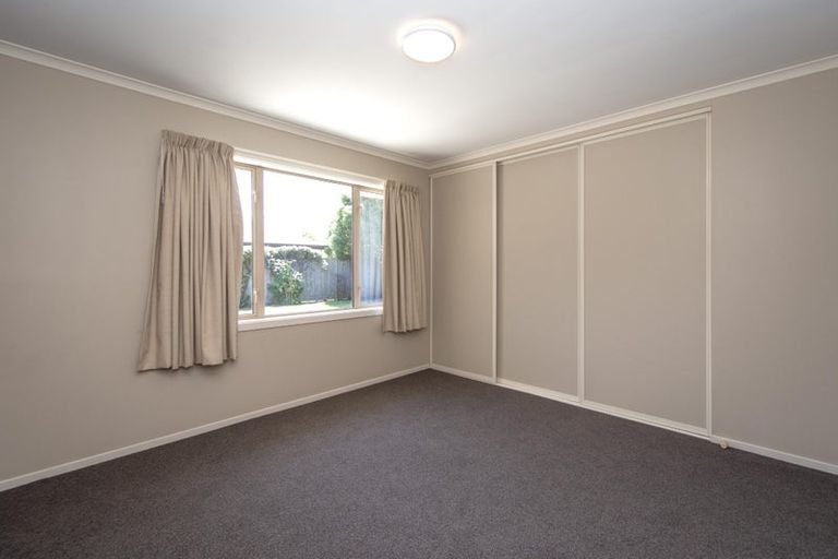 Photo of property in 41 Factory Road, Belfast, Christchurch, 8051