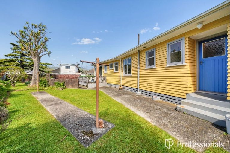 Photo of property in 12 Miles Crescent, Wainuiomata, Lower Hutt, 5014
