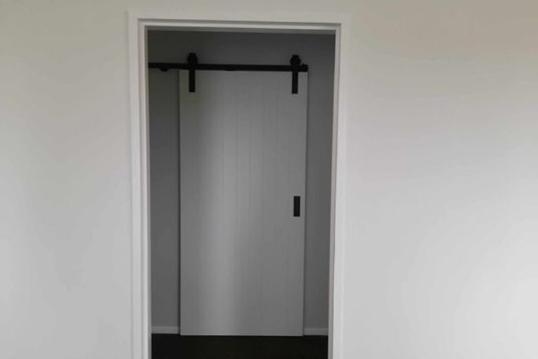 Photo of property in 1/96 Severn Street, Island Bay, Wellington, 6023