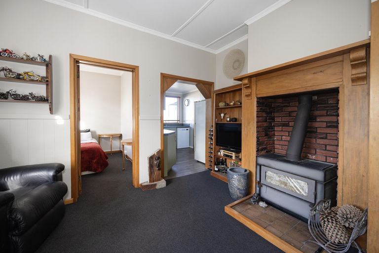 Photo of property in 29 Clyde Street, Oamaru North, Oamaru, 9400