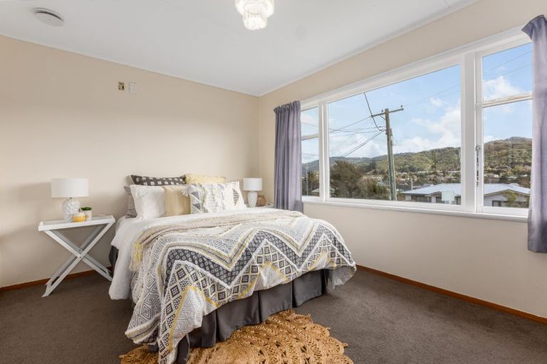 Photo of property in 73 Petrie Street, Wainuiomata, Lower Hutt, 5014
