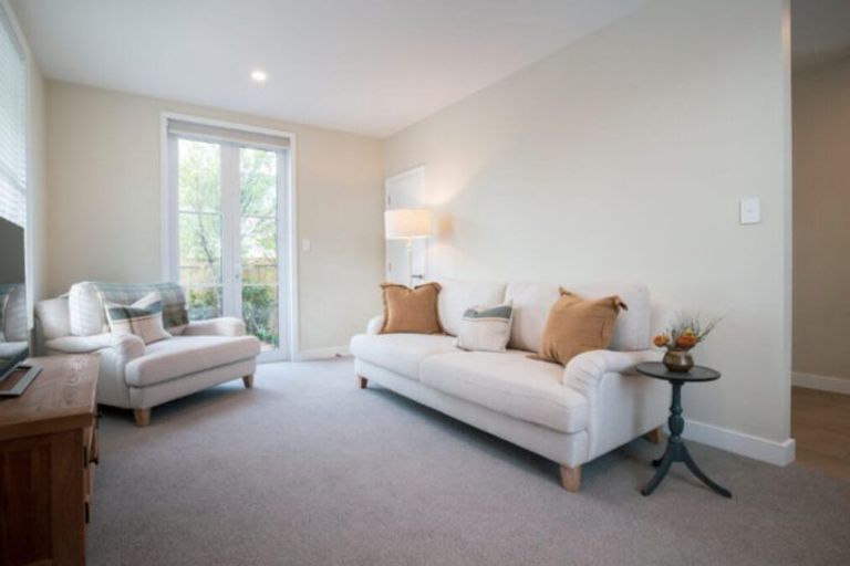 Photo of property in 12 Coles Place, St Albans, Christchurch, 8014