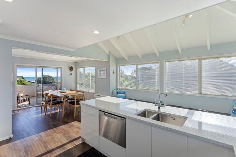 Photo of property in 8 Scott Avenue, Otaki Beach, Otaki, 5512