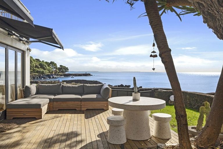 Photo of property in 2/259 Hurstmere Road, Takapuna, Auckland, 0622