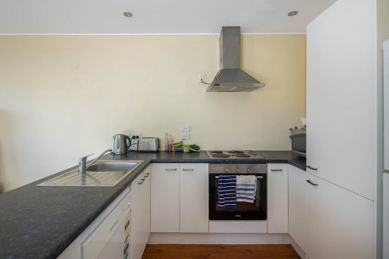 Photo of property in 58 Wallace Street, Mount Cook, Wellington, 6021