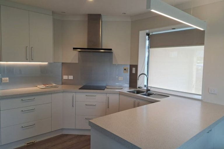 Photo of property in 3 Dunmurry Place, Casebrook, Christchurch, 8051