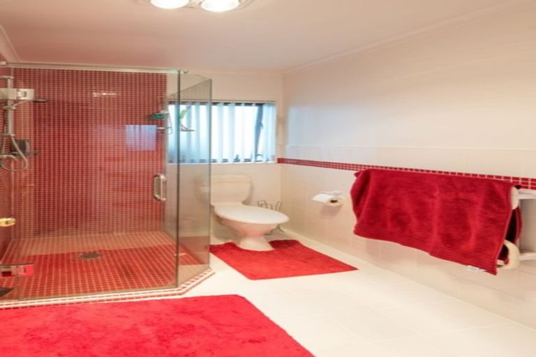 Photo of property in 27 Glenross Drive, Wattle Downs, Auckland, 2103