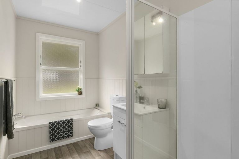 Photo of property in 296 Naenae Road, Naenae, Lower Hutt, 5011