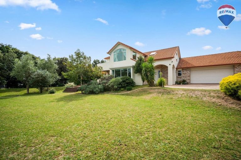 Photo of property in 15 Compass Court, Paraparaumu, 5032