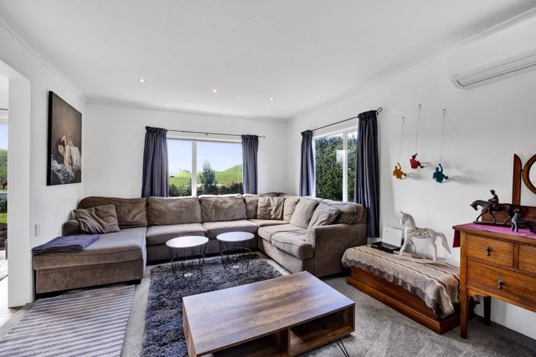 Photo of property in 282 Warea Road, Warea, New Plymouth, 4381