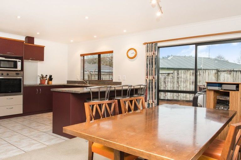 Photo of property in 19 Saxon Woods Drive, Rototuna North, Hamilton, 3210