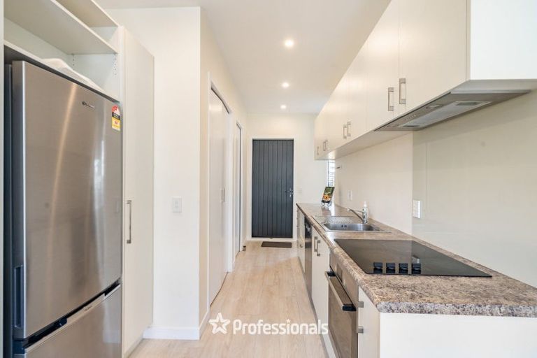 Photo of property in 1 Glen Evans Crescent, Fairfield, Lower Hutt, 5011