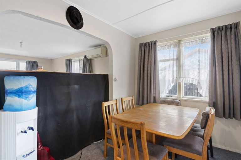 Photo of property in 8 Purbeck Place, Aranui, Christchurch, 8061