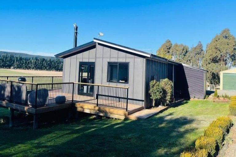 Photo of property in 718 Loburn Whiterock Road, Loburn, Rangiora, 7472