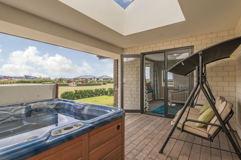 Photo of property in 24 Landsborough Drive, Darfield, 7571