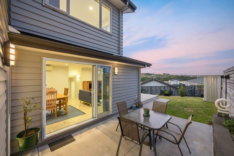 Photo of property in 29 Cavalli Road, Long Bay, Auckland, 0630