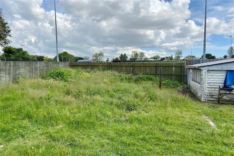 Photo of property in 9 Solo Place, Manurewa, Auckland, 2102